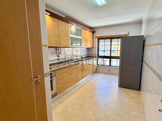 Apartamento venda em Lavradio, Setúbal