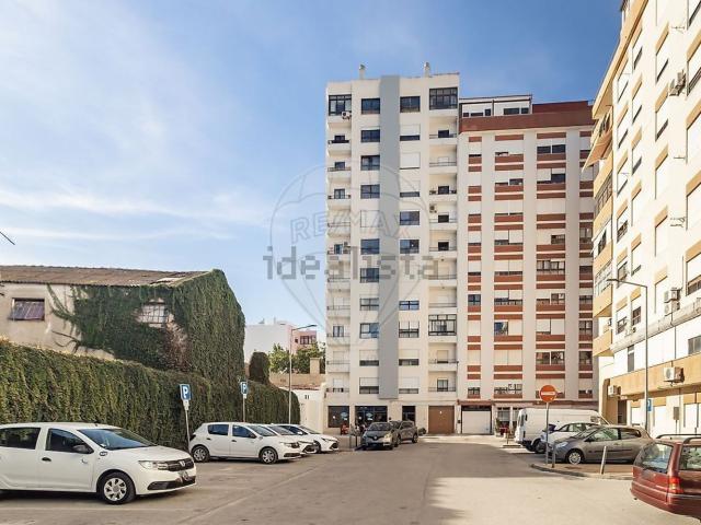 Apartamento alugar em Bairro Ferroviário, Barreiro e Lavradio