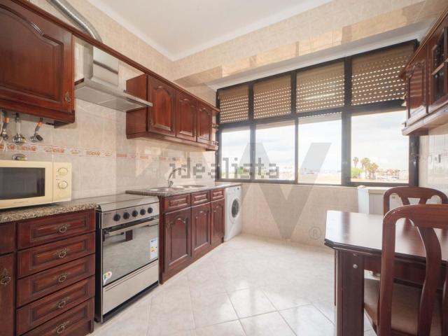 Apartamento alugar em Lavradio, Setúbal