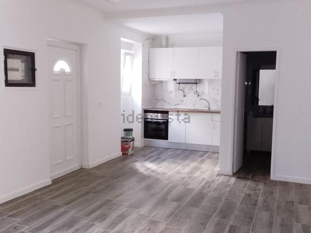 Apartamento alugar em Bairro Ferroviário, Barreiro e Lavradio