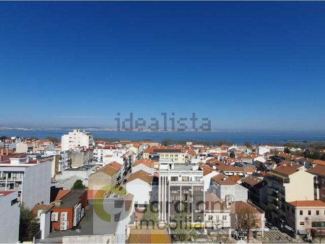 Apartamento venda em Barreiro, Setúbal