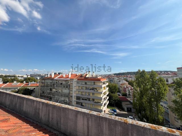 Apartamento alugar em Benfica
