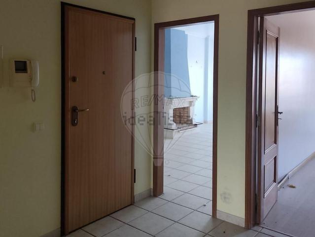 Apartamento venda em Cortiçóis, Almeirim