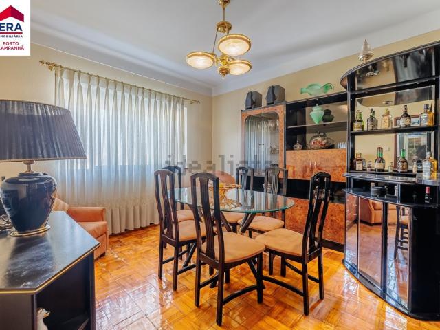 Apartamento venda em Vera Cruz, Porto