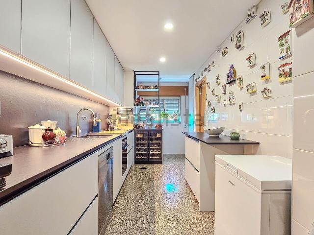 Apartamento venda em Porto