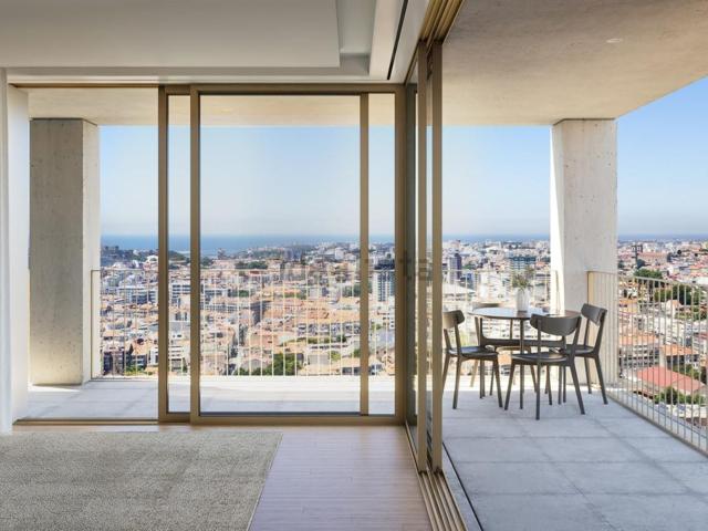 Apartamento venda em Porto
