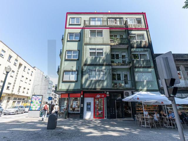 Apartamento venda em Porto