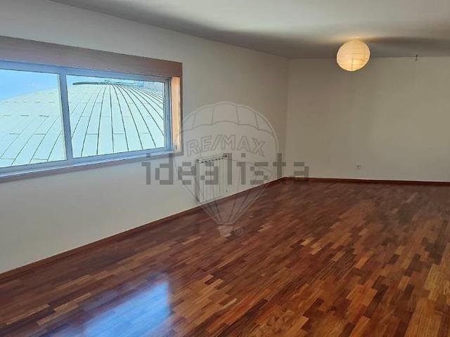 Apartamento alugar em Bonfim, Moreira