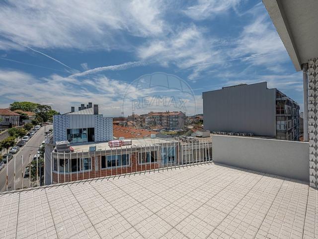 Apartamento venda em Porto