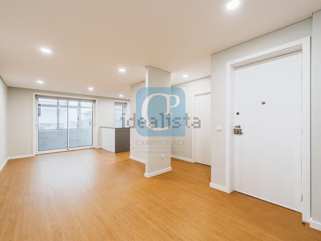 Apartamento venda em Porto
