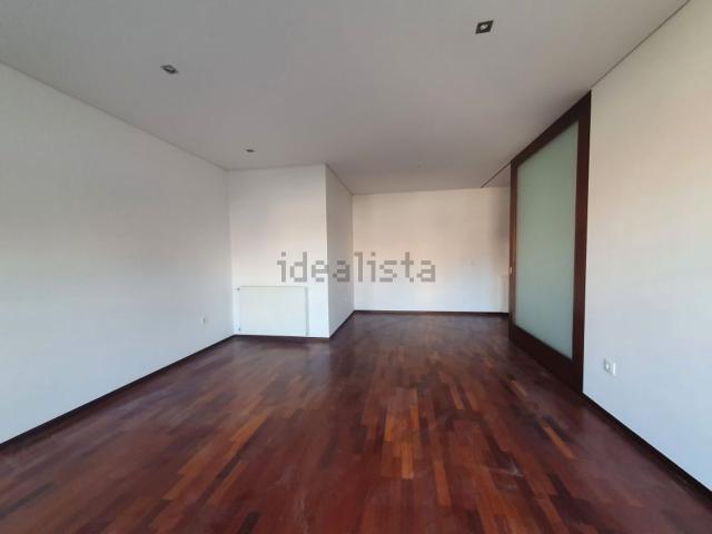 Apartamento venda em Porto