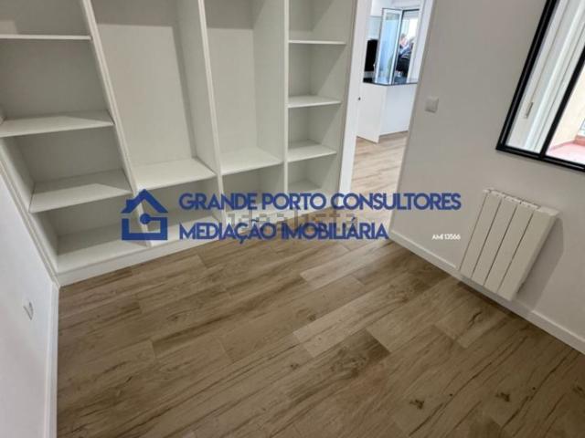 Apartamento alugar em Doze Casas, Bonfim