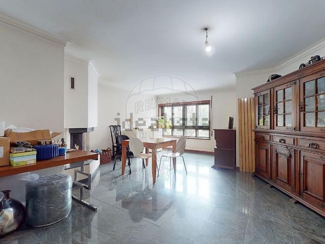 Apartamento venda em Lima, Porto