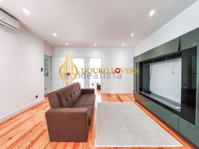 Apartamento venda em Porto