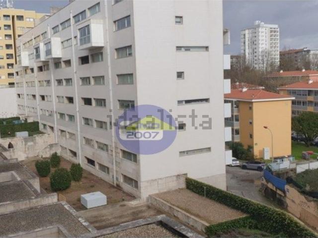 Apartamento venda em Vera Cruz, Porto