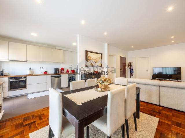 Apartamento venda em Porto
