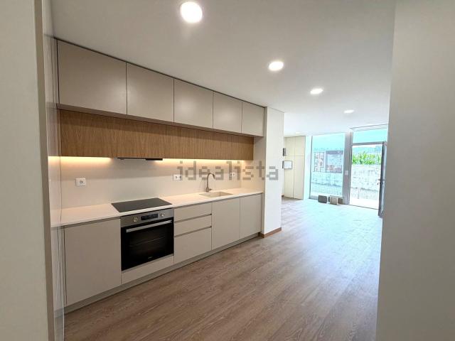 Apartamento venda em Bougado (São Martinho e Santiago), Trofa