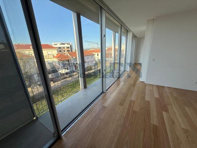Apartamento alugar em Bougado (São Martinho e Santiago), Trofa