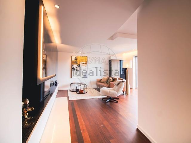 Apartamento venda em Bougado (São Martinho e Santiago), Trofa
