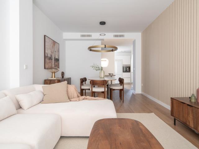 Apartamento en alquiler en Los Remedios, Sevilla