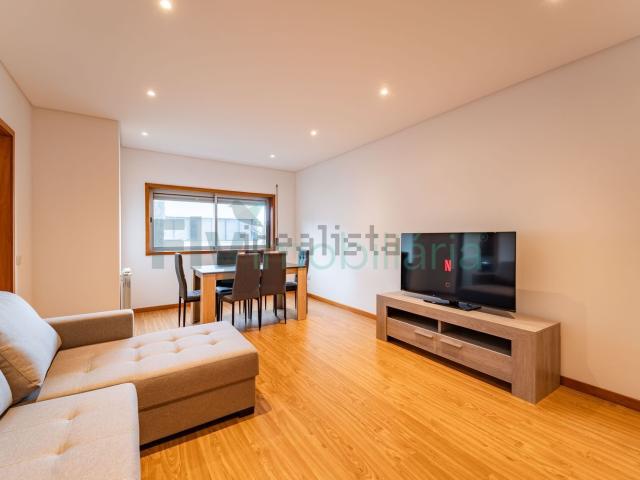 Apartamento alugar em Caldas de Vizela (São Miguel e São João), Vizela