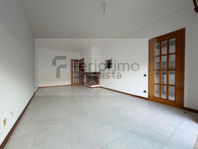Apartamento venda em Caldelas, Guimarães