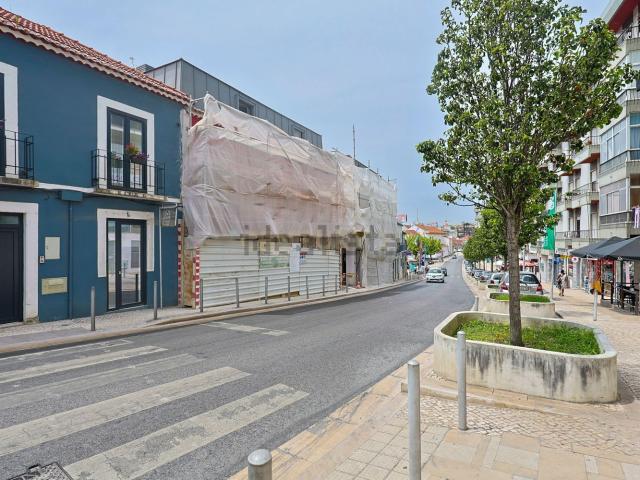 Apartamento venda em Camarate, Bairro de São Lourenço