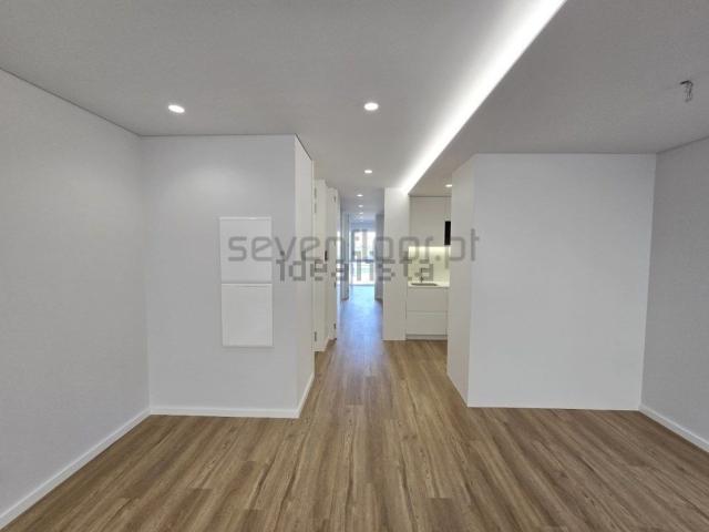 Apartamento alugar em Campanhã, São Roque