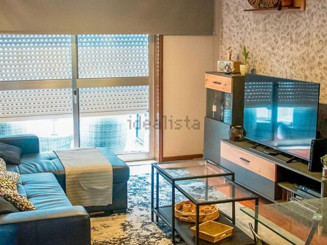 Apartamento venda em Falcão, Porto