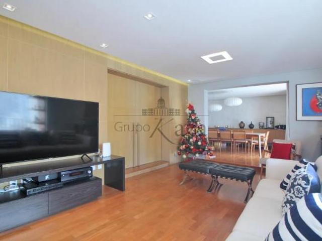 Apartamento venda em São José dos Campos