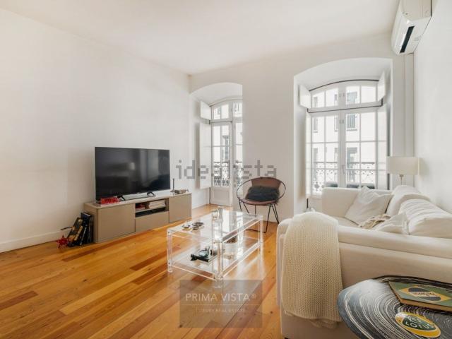 Duplex venda em Santa Isabel, Lisboa