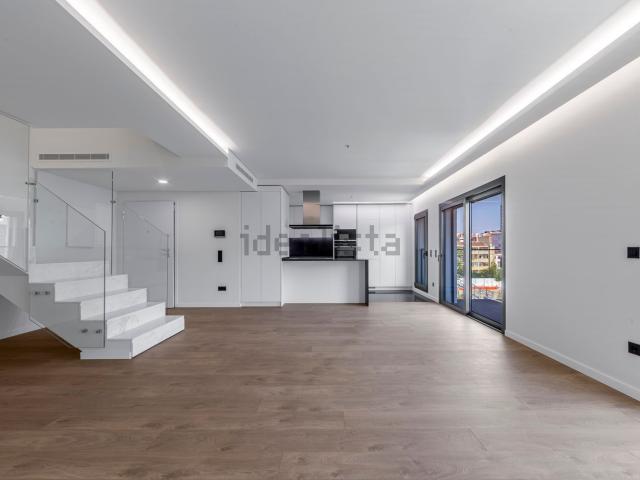 Duplex venda em Campolide