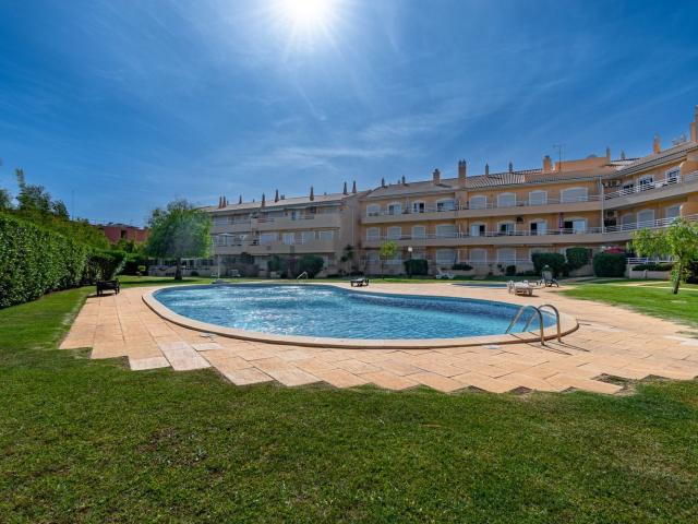 Apartamento alugar em Quarteira, Loulé