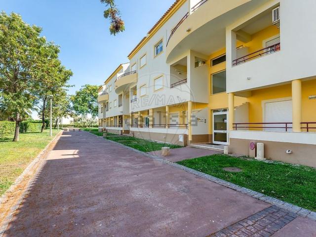 Apartamento alugar em Quarteira, Loulé