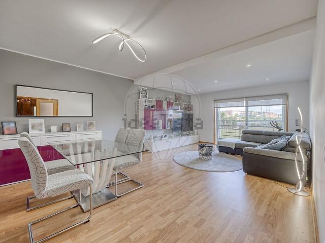 Apartamento venda em Vila Nova De Gaia, Porto