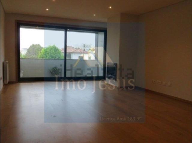 Apartamento alugar em Vila Nova De Gaia, Porto