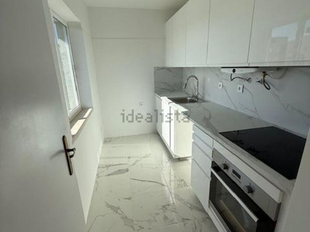 Apartamento venda em Alcaniça, Almada