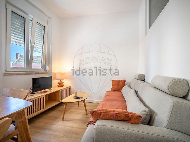 Apartamento venda em Funchalinho, Almada