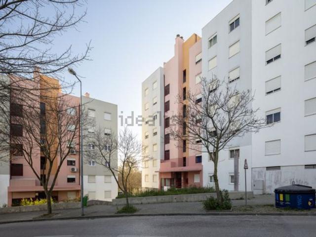 Apartamento venda em Alcaniça, Almada