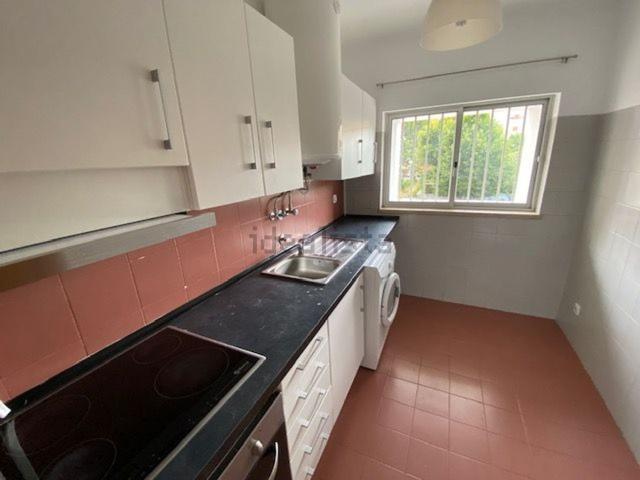 Apartamento venda em Alcaniça, Almada