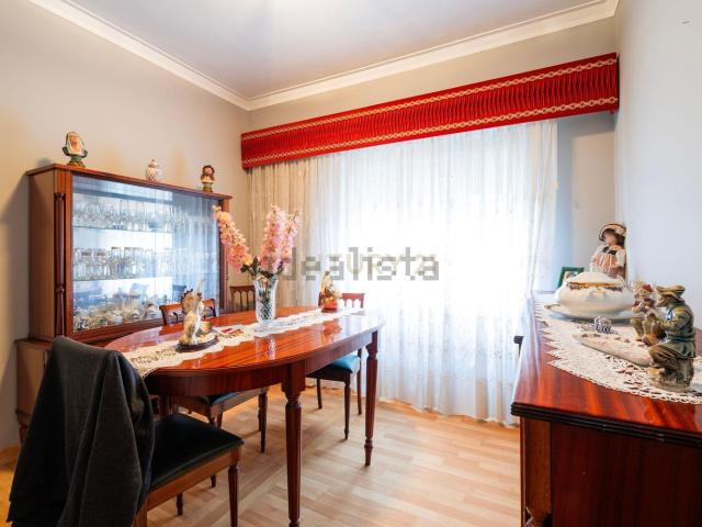 Apartamento venda em Almada, Setúbal
