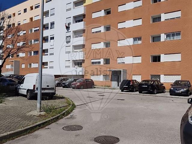 Apartamento alugar em Bairro Boa Esperança, Almada