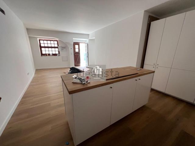 Apartamento alugar em Almada, Setúbal