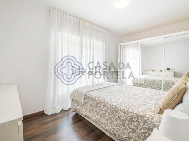 Apartamento venda em Alcaniça, Almada