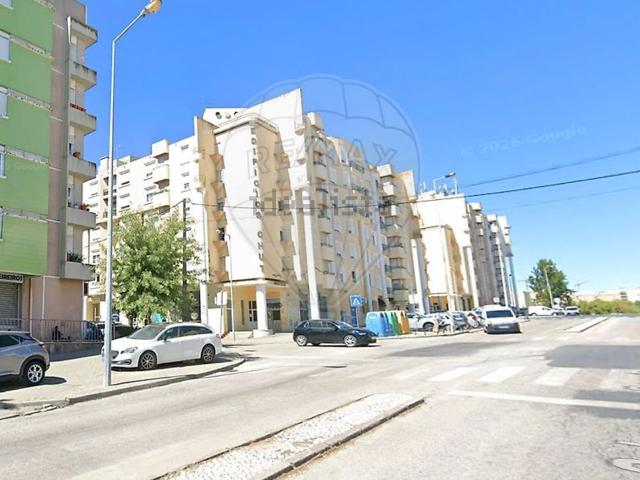 Apartamento alugar em Pêra de Cima, Almada