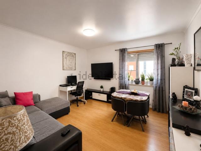 Apartamento venda em Banática, Almada