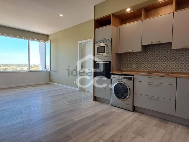 Apartamento venda em Caparica, Alcaniça