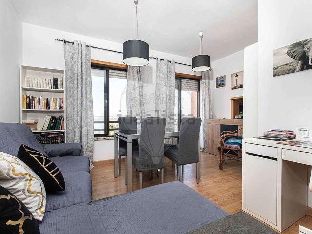 Apartamento venda em Raposo, Almada