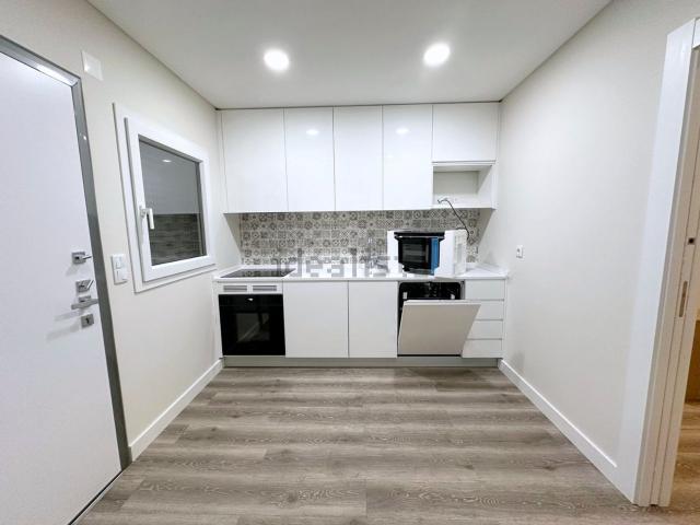 Apartamento alugar em Almada, Setúbal