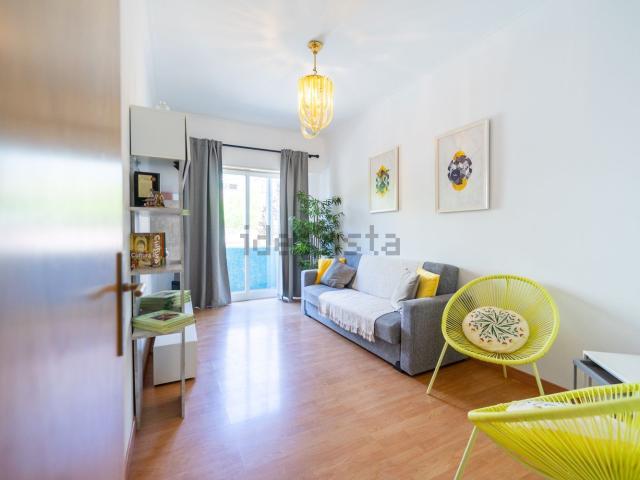 Apartamento venda em Almada, Setúbal